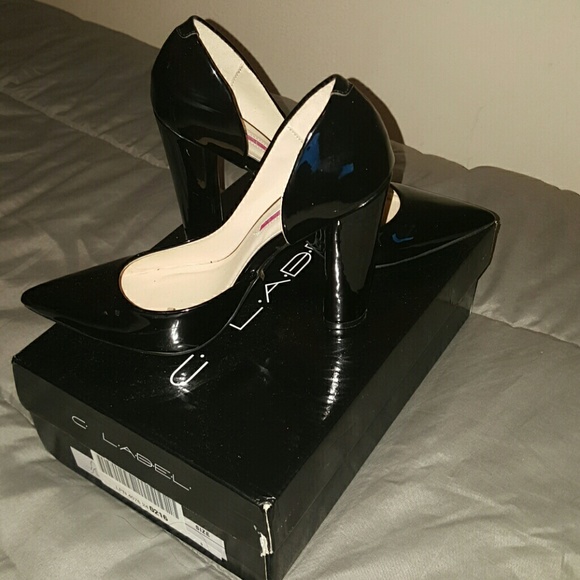 Classy ! - Picture 2 of 4