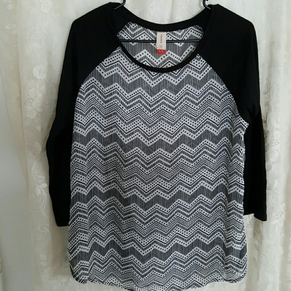 No boundaries sheer blouse