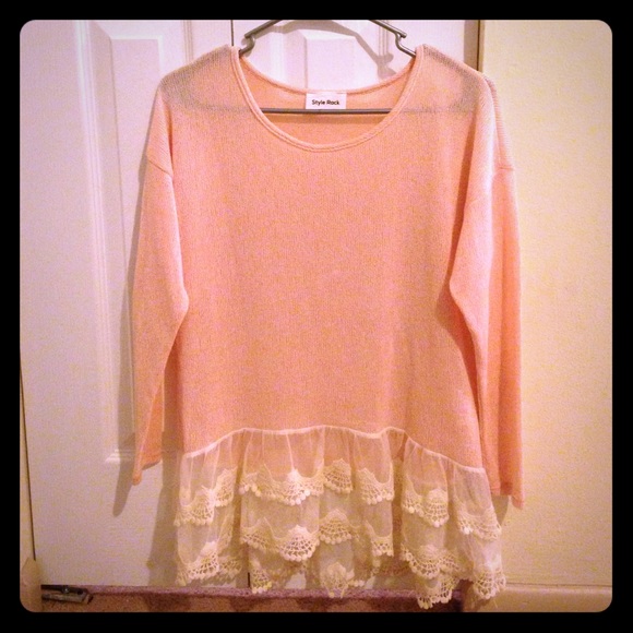 Light Pink high- low top with lace hem size S