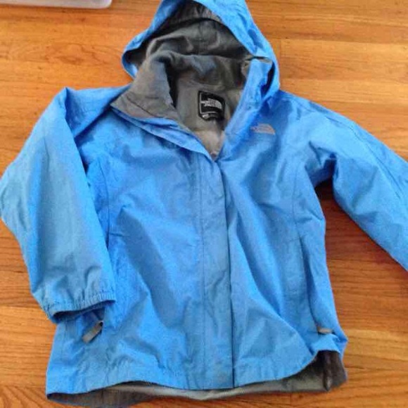The North Face Jackets & Blazers - The North Face girls windbreaker like new!