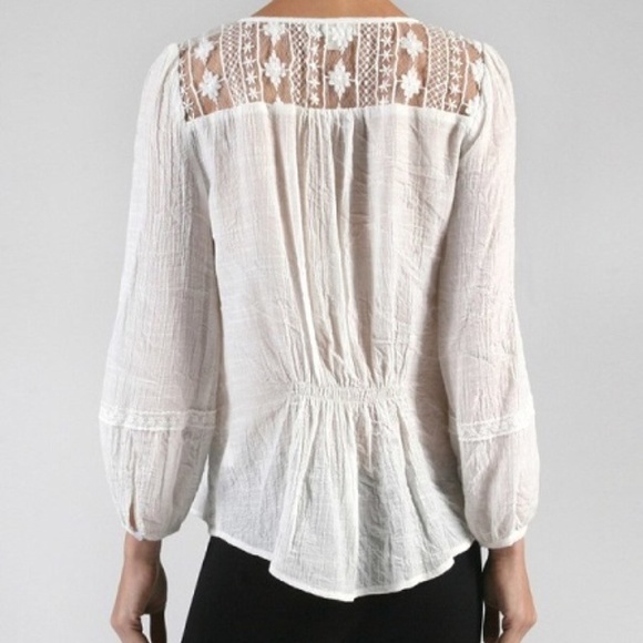 Pretty Summer Gauze Blend Top - Picture 3 of 4