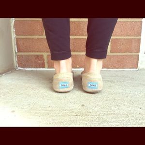 TOMS ballet flat