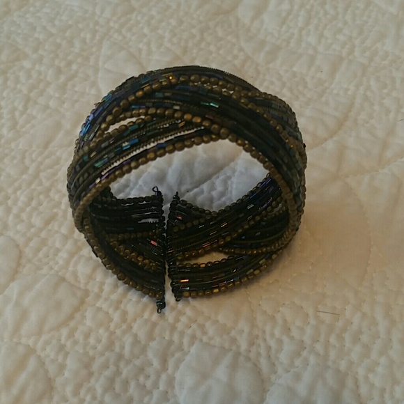 Purple and gold beaded bracelet