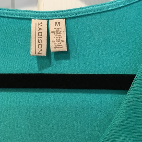 Pretty Ruffles tank - Picture 2 of 3