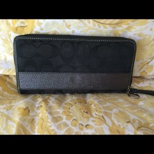 Coach wallet, black, used