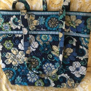 Vera Bradley tote bag