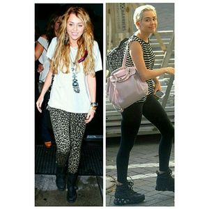 ✨🍾 SALE 💜🎀 2 Pairs of Leggings