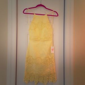 Yellow lacy dress