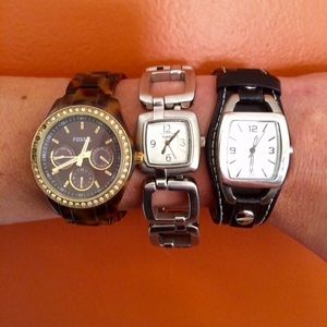 FINAL PRICE DROP!! 👀 Set of 3 Fossil Watches 👀