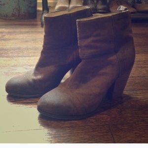 Rag and Bone Newbury 38 - fit 7.5