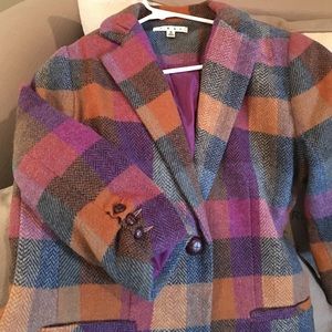 Adorable fall colored blazer!