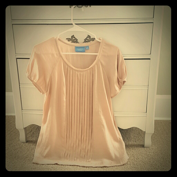 Short sleeve shirt