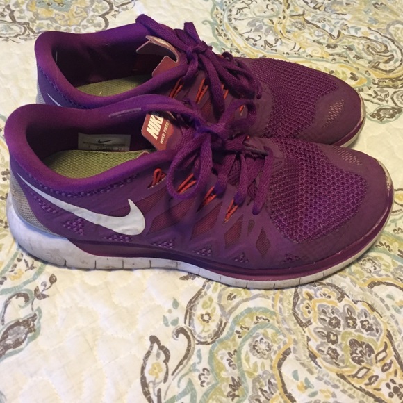 Nike Shoes - Nike Free 5.0 Women's Sneakers Size 9