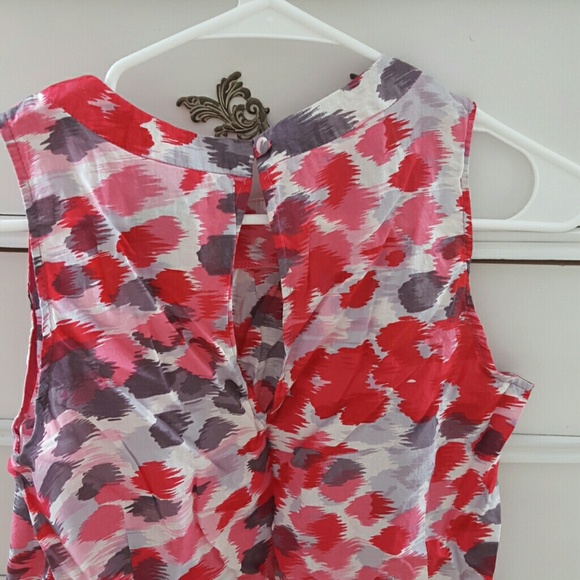 Top - Picture 2 of 2