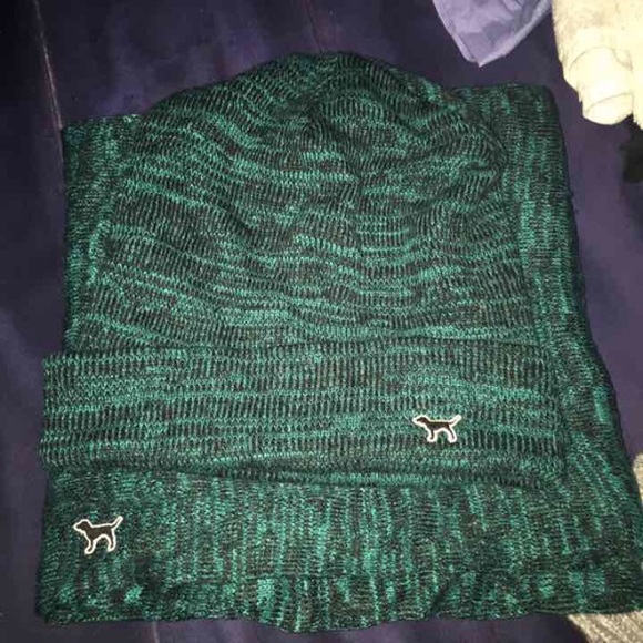 Matching hat and scarf
