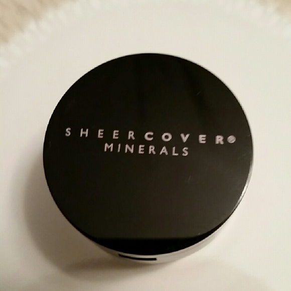 Sheer Cover concealer
