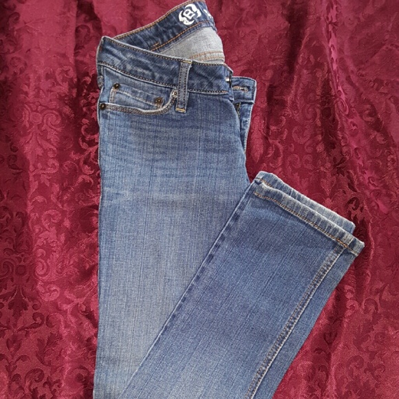 🚫❌🚫 SOLD🚫❌🚫Bullhead skinny jeans - Picture 1 of 3