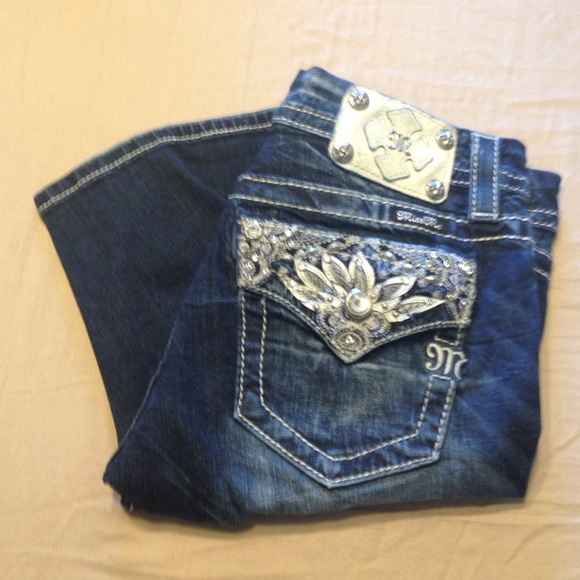 Miss Me shorts Sz 26 EUC, only worn a few times