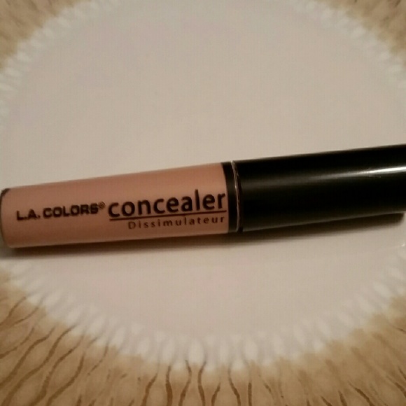 L.A. Colors concealer - Picture 1 of 4