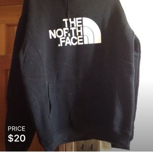 North face sweater !!!