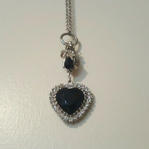 Beautiful necklace never worn