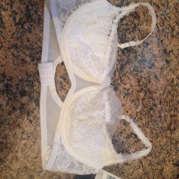 Jezebel 42C bra