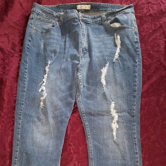 Good condition capris