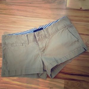 American Eagle khaki shorts.