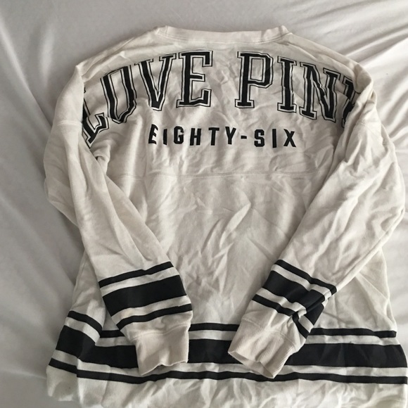 Pink long sleeve shirt. Medium in women's