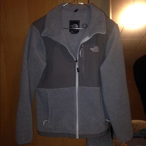 The north face Denali jacket- grey