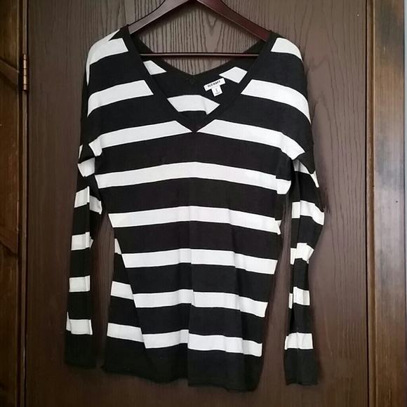 Thin sweater tunic