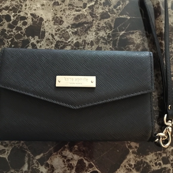 Kate spade wristlet