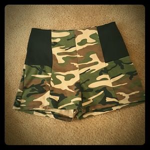 High waisted camo shorts