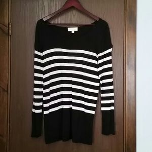 Thin sweater tunic dress