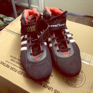 Adidas - Goodyear Edition