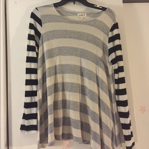 striped sweater🌟🌟