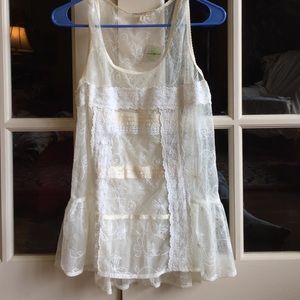 Altar'd State Tank Top Size Medium