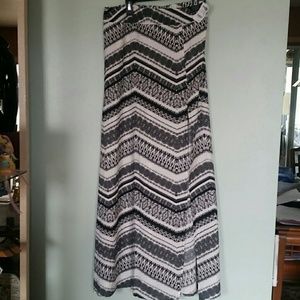 Long summer skirt with slit on front middle