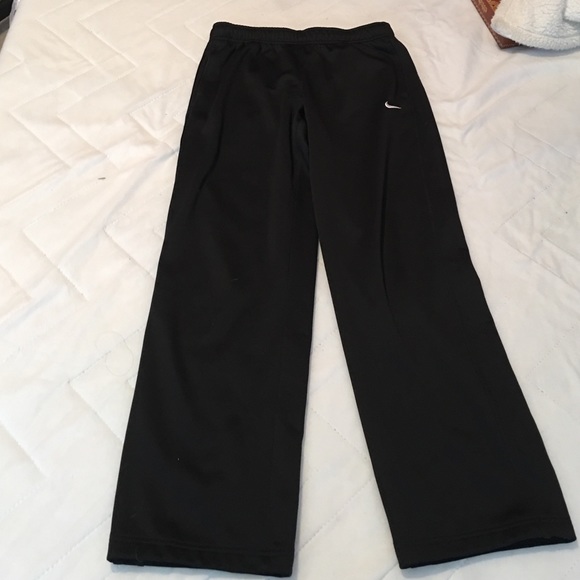Black nike sweat pants