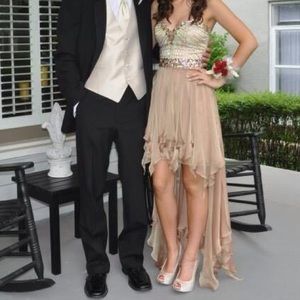 Nude Sherri Hill prom dress