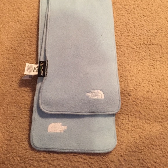 North Face scarf