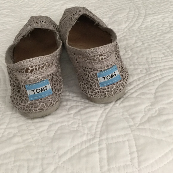 Toms Grey Crochet Women's Classics - Picture 2 of 3
