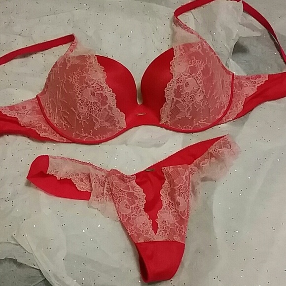Matching Victoria Secret bra and panty set