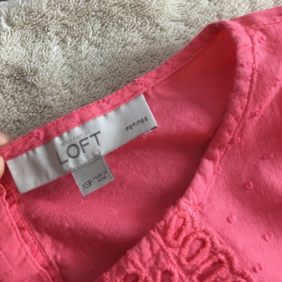 Ann Taylor Loft pink spring/summer top - Picture 2 of 2