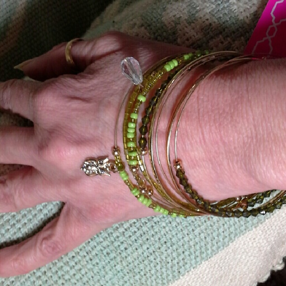 Set of bangles
