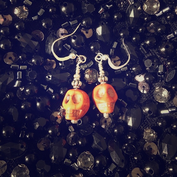 Handmade skull earrings.