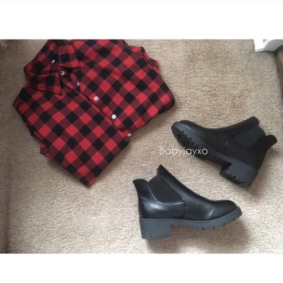 Brandy Melville Shoes - Chelsea boots *Pricedrop⬇️