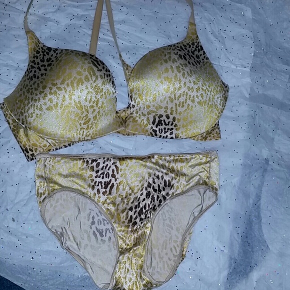 Matching Victoria's Secret bra and panty set