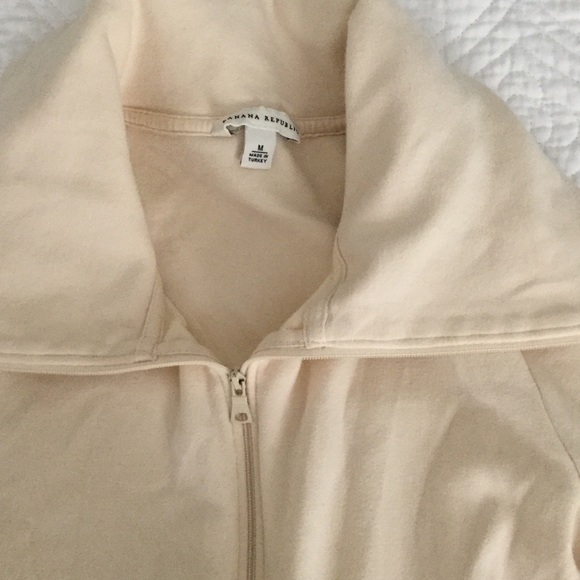 Banana Republic cream zip up cardigan - Picture 2 of 3