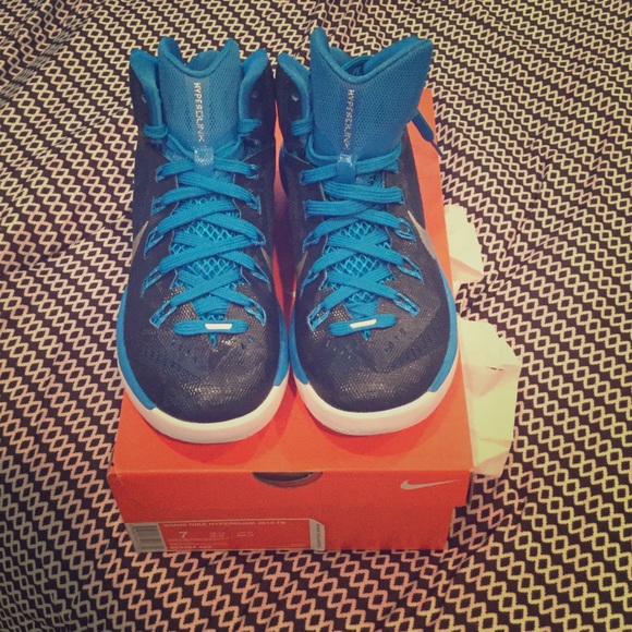 NWT Nike Hyperdunk 2014